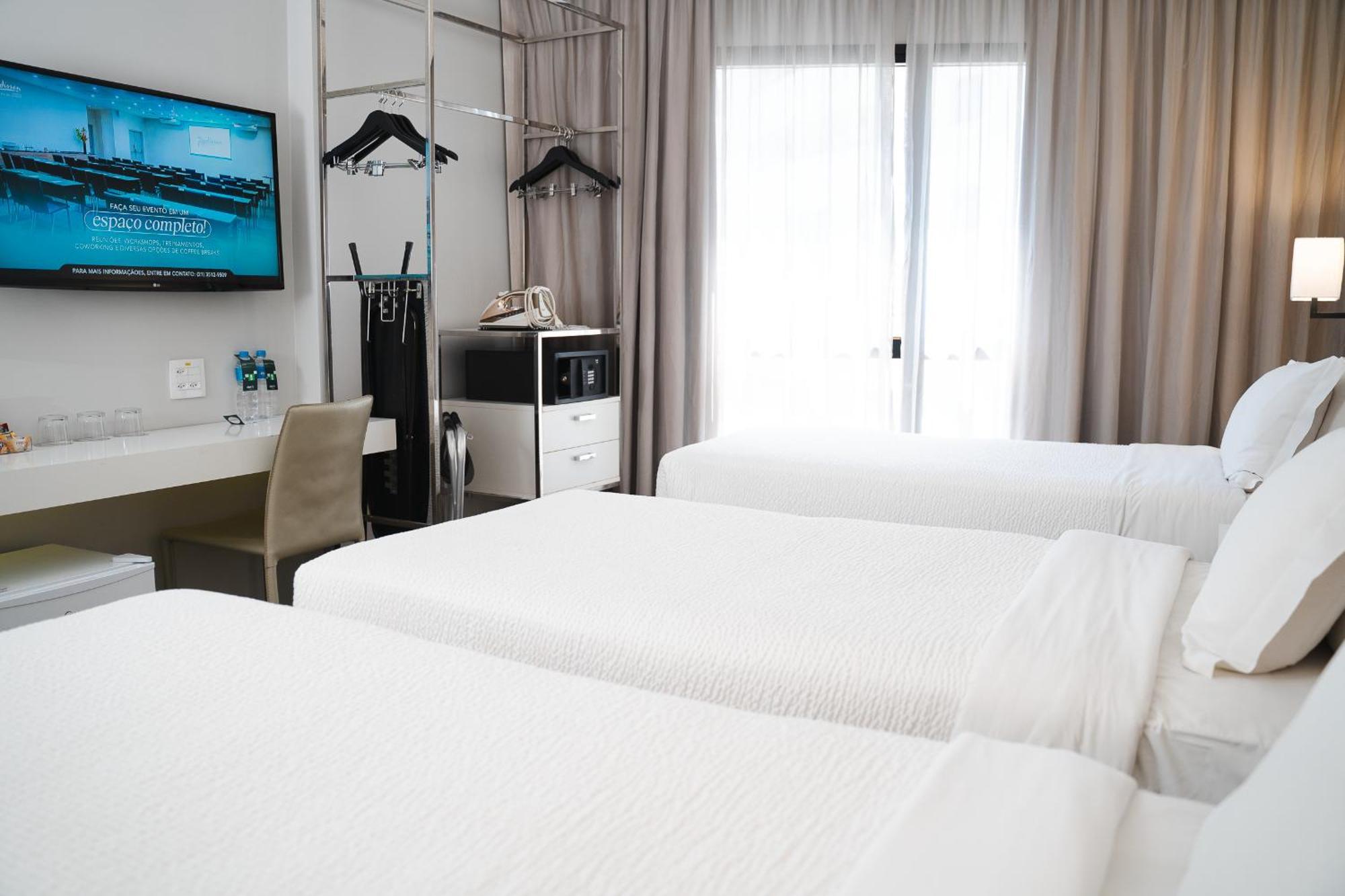 Radisson Rio De Janeiro Barra Hotel Ngoại thất bức ảnh A room at the hotel
